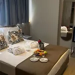 Alessia 3* סייד