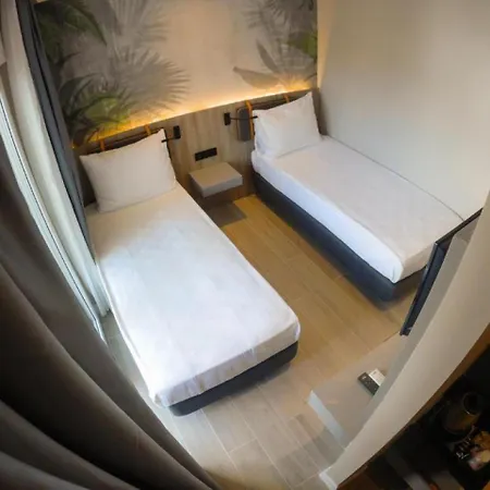 Alessia Hotel 3*