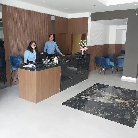 Hotel Alessia 3*