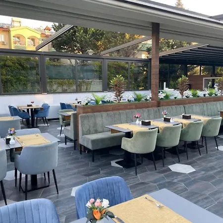 阿莱西亚酒店及水疗中心 酒店 3*